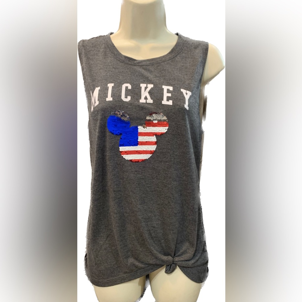Disney Mickey Glitzy T-shirt Women’s Size‎ Large